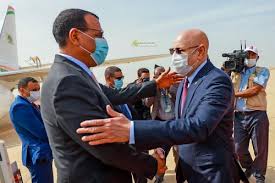 الرئيسان، الموريتاني محمد ولد الشيخ الغزواني، والنيجري السابق، محمد بازوم (انترنت) 