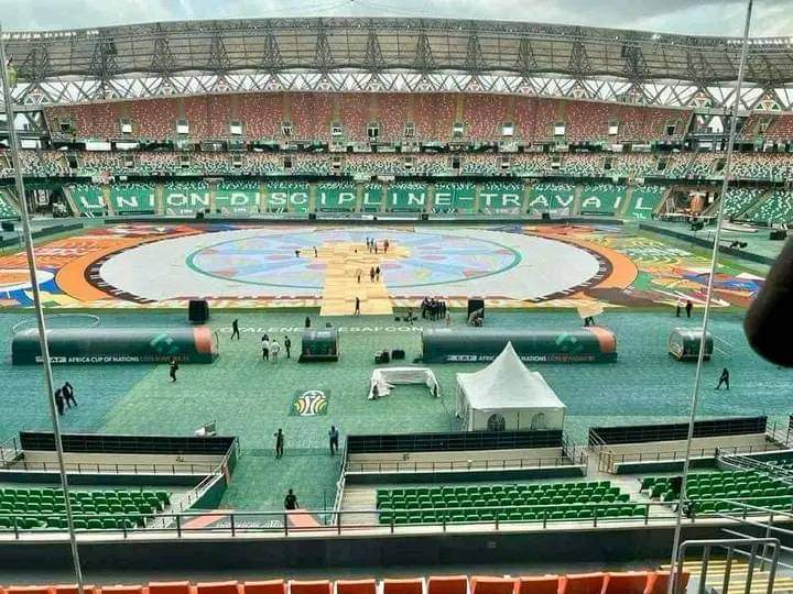 جانب من استعدادات حفل الافتتاح 