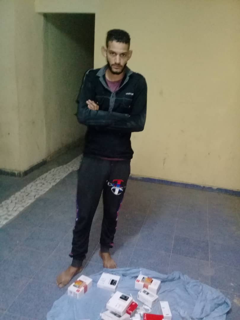 منفذ السرقة على وكالة التضامن لعرفات العمود 18